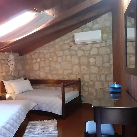Petrinο Katochori Daire Katokhórion